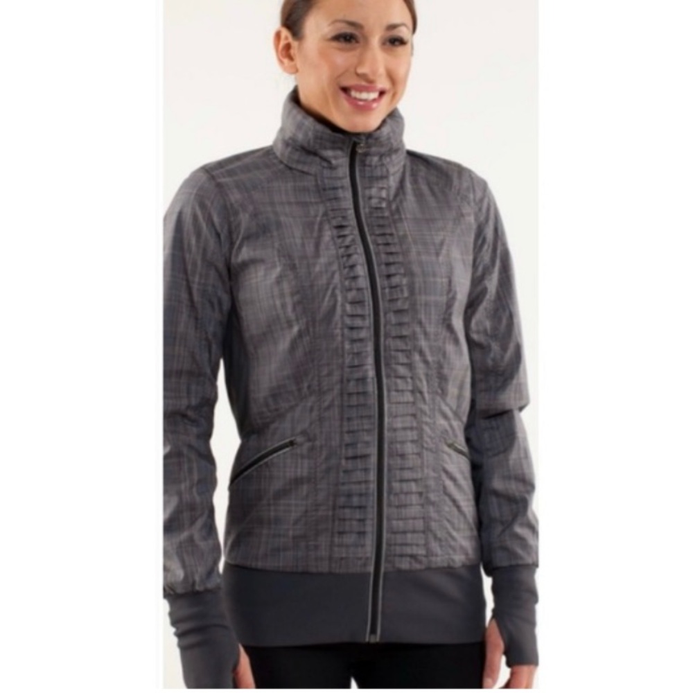 Lululemon Back On Track Jacket In Coal Gray & Pink Shale Plaid Size 4